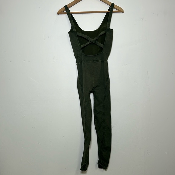 FP Movement Free People Good Karma Onesie Green XS/S NWOT - Picture 9 of 9